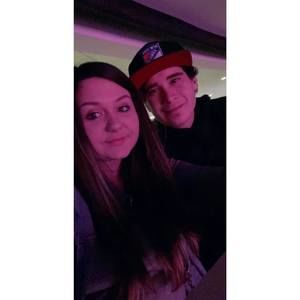 Meet your Posher, Dakota